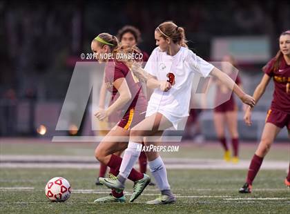 Thumbnail 2 in Burlingame Vs. Menlo-Atherton photogallery.