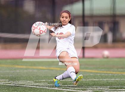 Thumbnail 3 in Burlingame Vs. Menlo-Atherton photogallery.