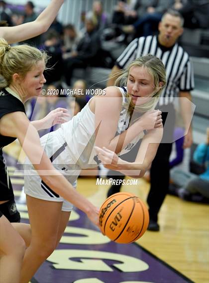 Thumbnail 2 in Fayetteville Girls Basketball (Extending the Season) photogallery.
