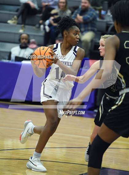 Thumbnail 1 in Fayetteville Girls Basketball (Extending the Season) photogallery.
