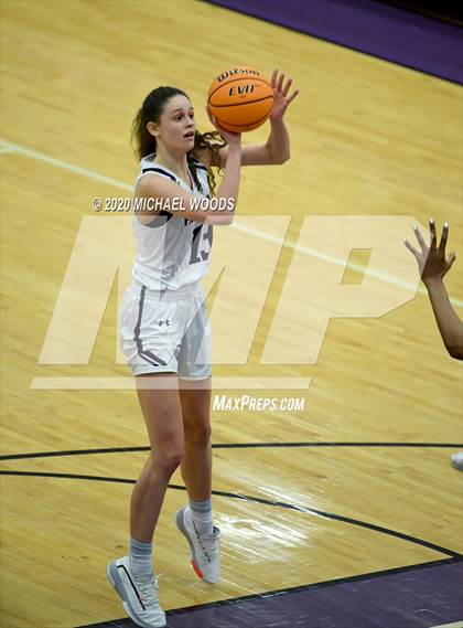 Thumbnail 1 in Fayetteville Girls Basketball (Extending the Season) photogallery.