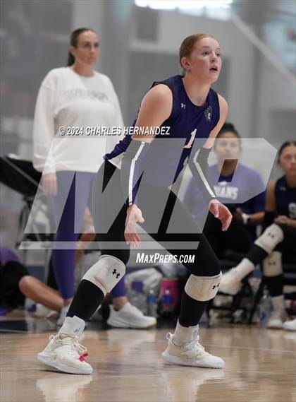 Thumbnail 1 in Port Neches-Groves vs. Franklin (Legends Invitational) photogallery.