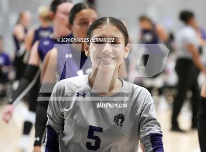 Thumbnail 3 in Port Neches-Groves vs. Franklin (Legends Invitational) photogallery.