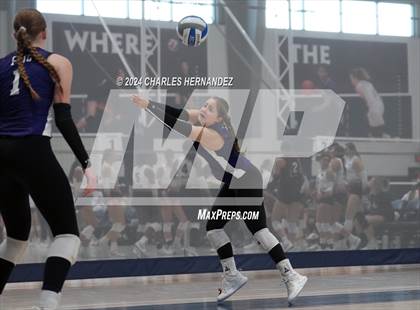 Thumbnail 3 in Port Neches-Groves vs. Franklin (Legends Invitational) photogallery.