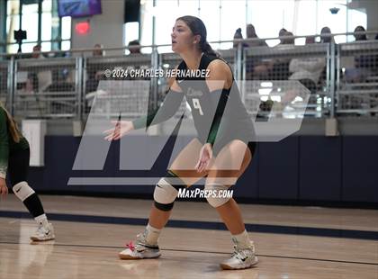 Thumbnail 2 in Port Neches-Groves vs. Franklin (Legends Invitational) photogallery.