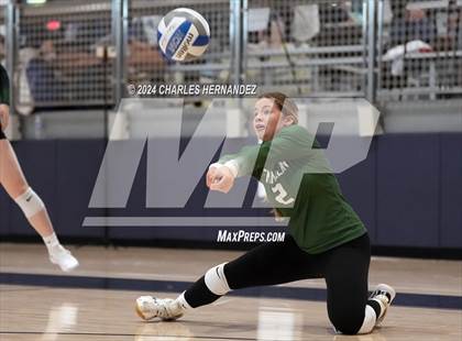 Thumbnail 3 in Port Neches-Groves vs. Franklin (Legends Invitational) photogallery.