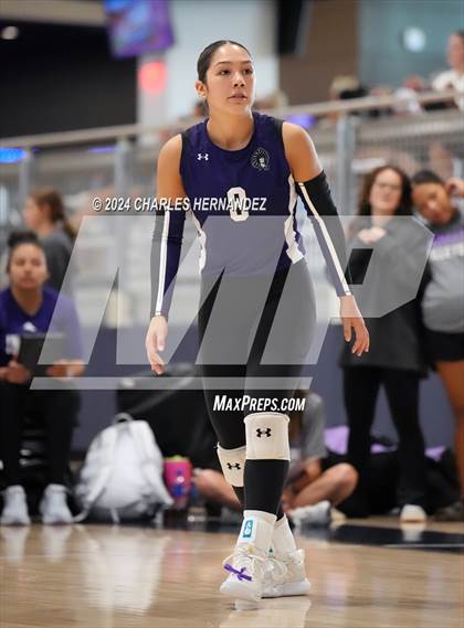 Thumbnail 1 in Port Neches-Groves vs. Franklin (Legends Invitational) photogallery.