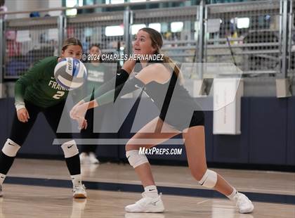 Thumbnail 2 in Port Neches-Groves vs. Franklin (Legends Invitational) photogallery.