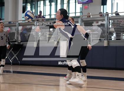 Thumbnail 1 in Port Neches-Groves vs. Franklin (Legends Invitational) photogallery.