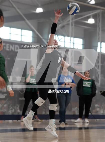 Thumbnail 1 in Port Neches-Groves vs. Franklin (Legends Invitational) photogallery.