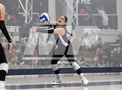 Thumbnail 3 in Port Neches-Groves vs. Franklin (Legends Invitational) photogallery.