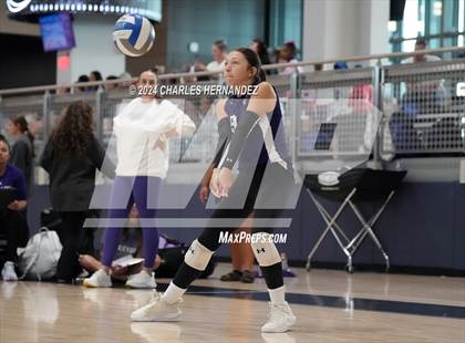 Thumbnail 2 in Port Neches-Groves vs. Franklin (Legends Invitational) photogallery.