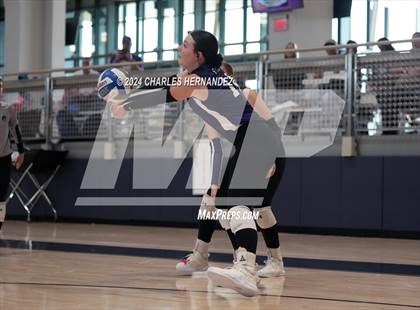 Thumbnail 3 in Port Neches-Groves vs. Franklin (Legends Invitational) photogallery.