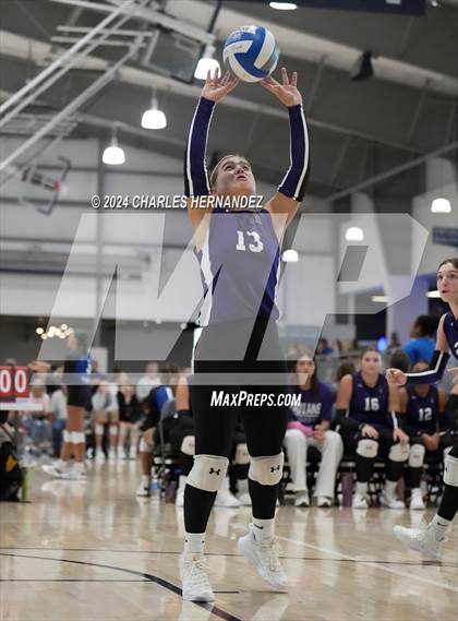 Thumbnail 2 in Port Neches-Groves vs. Franklin (Legends Invitational) photogallery.