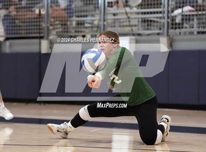 Thumbnail 1 in Port Neches-Groves vs. Franklin (Legends Invitational) photogallery.
