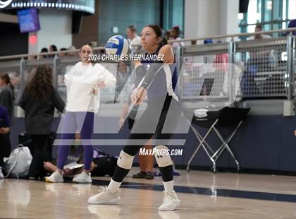 Thumbnail 3 in Port Neches-Groves vs. Franklin (Legends Invitational) photogallery.