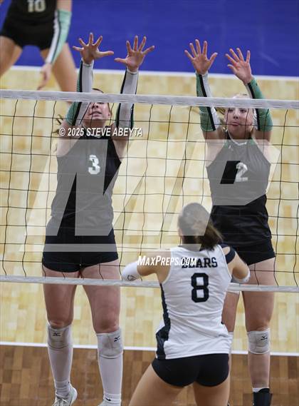 Thumbnail 3 in Dolores vs. Sanford (CHSAA 2A First Round Elimination Bracket) photogallery.