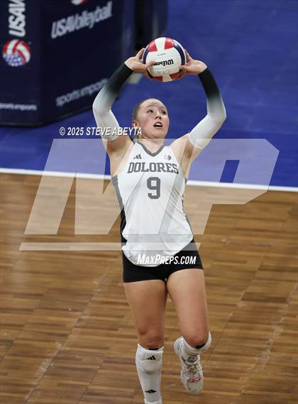 Thumbnail 3 in Dolores vs. Sanford (CHSAA 2A First Round Elimination Bracket) photogallery.