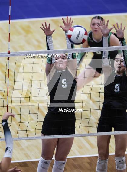 Thumbnail 2 in Dolores vs. Sanford (CHSAA 2A First Round Elimination Bracket) photogallery.