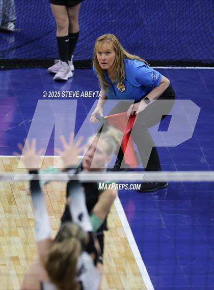 Thumbnail 1 in Dolores vs. Sanford (CHSAA 2A First Round Elimination Bracket) photogallery.