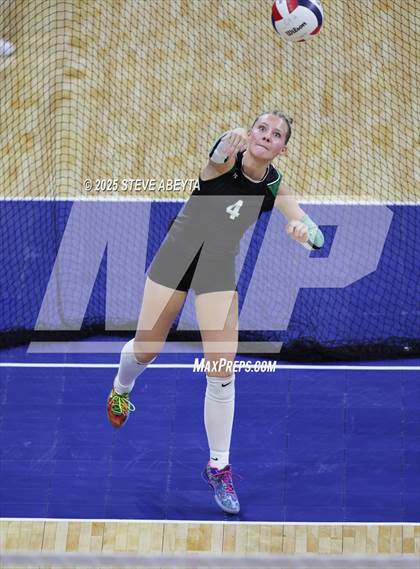 Thumbnail 3 in Dolores vs. Sanford (CHSAA 2A First Round Elimination Bracket) photogallery.