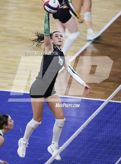 Thumbnail 2 in Dolores vs. Sanford (CHSAA 2A First Round Elimination Bracket) photogallery.