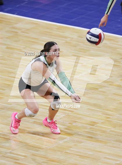 Thumbnail 2 in Dolores vs. Sanford (CHSAA 2A First Round Elimination Bracket) photogallery.