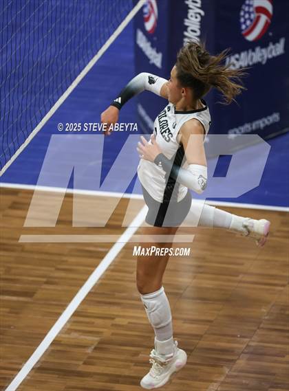 Thumbnail 3 in Dolores vs. Sanford (CHSAA 2A First Round Elimination Bracket) photogallery.