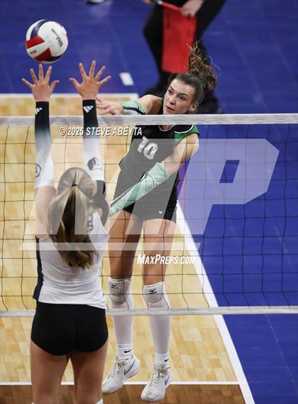 Thumbnail 1 in Dolores vs. Sanford (CHSAA 2A First Round Elimination Bracket) photogallery.