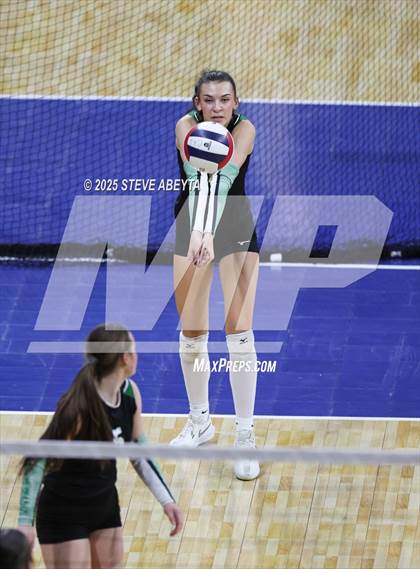 Thumbnail 3 in Dolores vs. Sanford (CHSAA 2A First Round Elimination Bracket) photogallery.