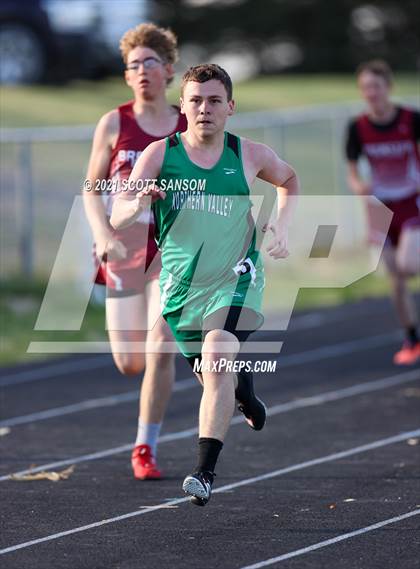 Thumbnail 1 in Logan Invitational Track Meet photogallery.