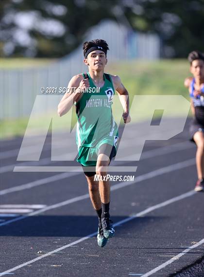 Thumbnail 2 in Logan Invitational Track Meet photogallery.