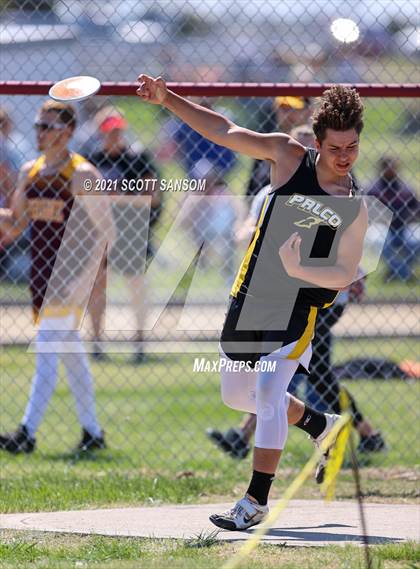 Thumbnail 3 in Logan Invitational Track Meet photogallery.