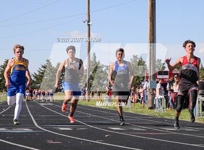 Thumbnail 2 in Logan Invitational Track Meet photogallery.