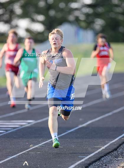 Thumbnail 1 in Logan Invitational Track Meet photogallery.