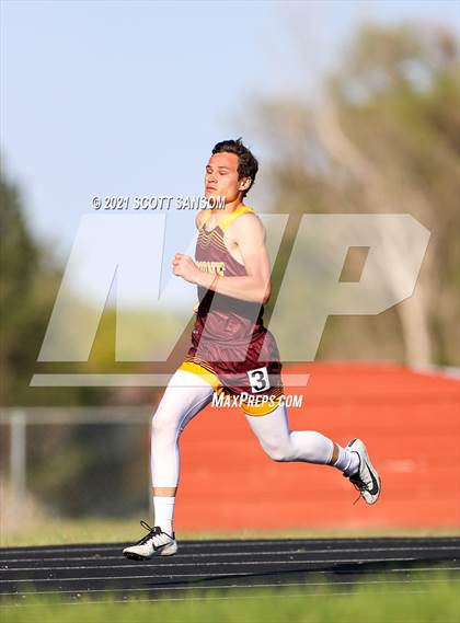 Thumbnail 2 in Logan Invitational Track Meet photogallery.