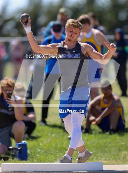Thumbnail 3 in Logan Invitational Track Meet photogallery.