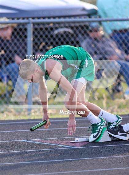 Thumbnail 3 in Logan Invitational Track Meet photogallery.