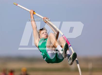 Thumbnail 2 in Logan Invitational Track Meet photogallery.