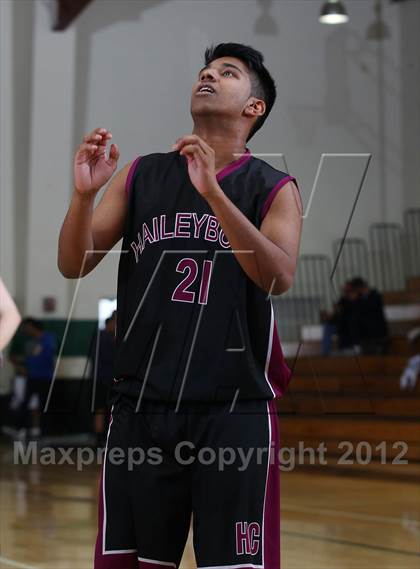 Thumbnail 2 in Ayala vs. Haileyburg Australia (Fairmont Prep Classic) photogallery.