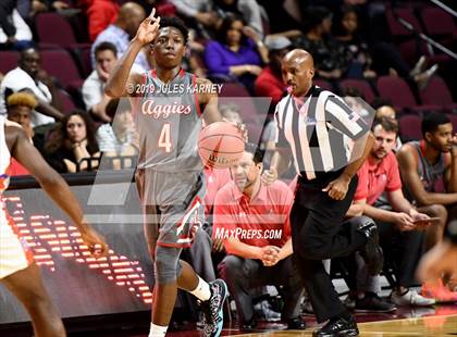 Thumbnail 3 in Arbor View vs Bishop Gorman (NIAA 4A Semifinal) photogallery.