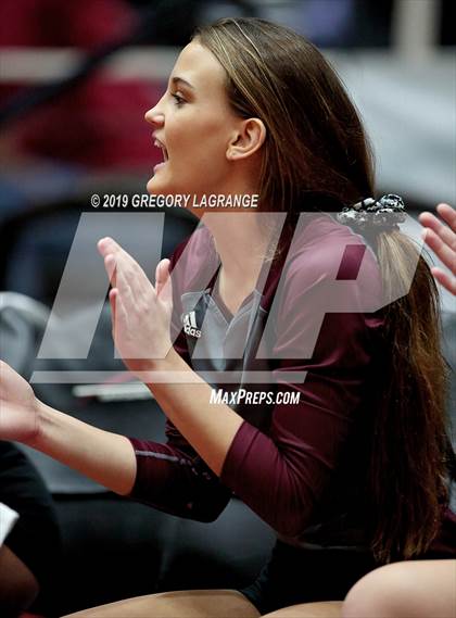 Thumbnail 1 in Van Alstyne vs. Industrial (UIL 3A Final)  photogallery.
