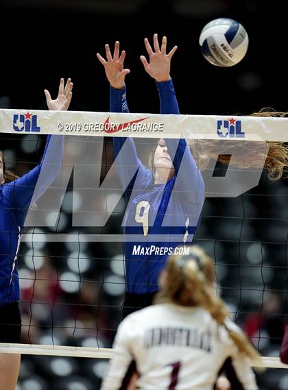 Thumbnail 1 in Van Alstyne vs. Industrial (UIL 3A Final)  photogallery.