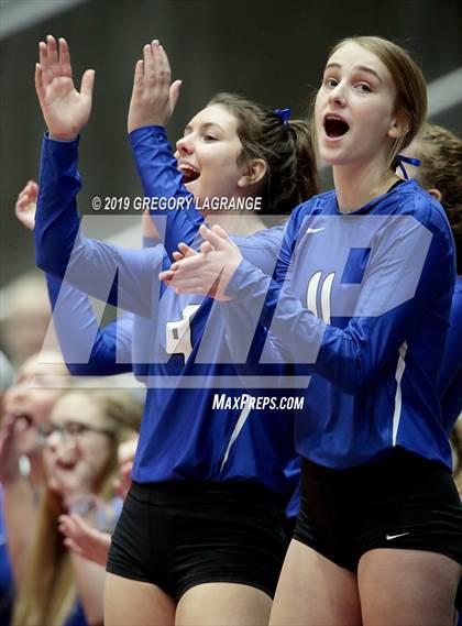 Thumbnail 3 in Van Alstyne vs. Industrial (UIL 3A Final)  photogallery.