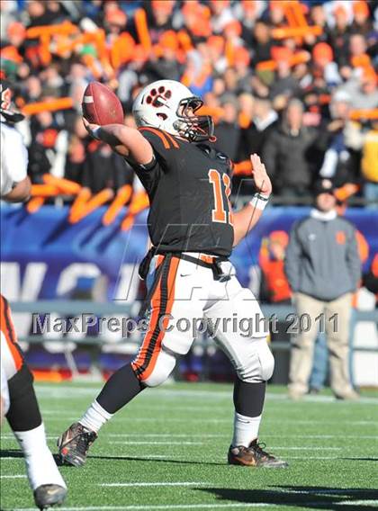 Thumbnail 1 in Beverly vs. Somerset (MIAA Division III East Final) photogallery.