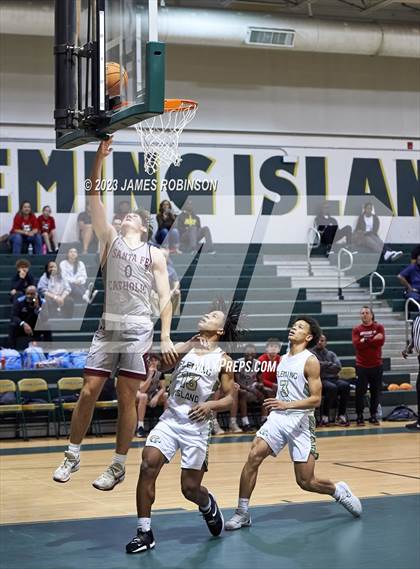 Thumbnail 2 in Santa Fe Catholic vs Fleming Island (Battle For the Island) photogallery.