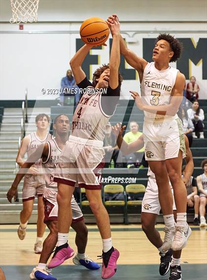 Thumbnail 3 in Santa Fe Catholic vs Fleming Island (Battle For the Island) photogallery.