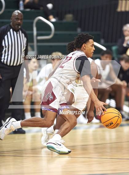 Thumbnail 3 in Santa Fe Catholic vs Fleming Island (Battle For the Island) photogallery.