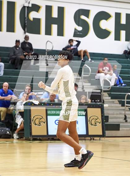 Thumbnail 3 in Santa Fe Catholic vs Fleming Island (Battle For the Island) photogallery.