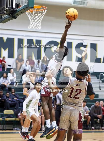 Thumbnail 1 in Santa Fe Catholic vs Fleming Island (Battle For the Island) photogallery.